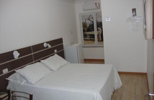 Zona 1 Hotel | Inviting Grande Hotel: Pet-Friendly with Pool & Hot Tub