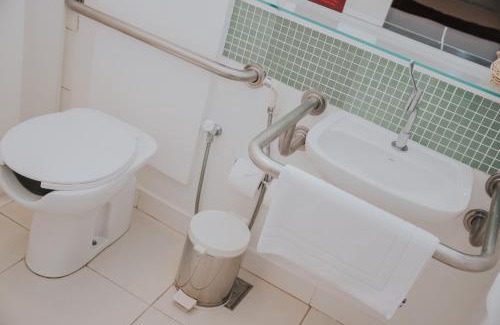 Centro Hotel | Budget-Friendly Grande Hotel Itaguaí with Family Amenities