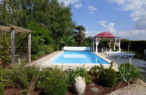 Saint-Jouin-de-Marnes House | Relax at Grande Maison des Tournesols with Private Pool