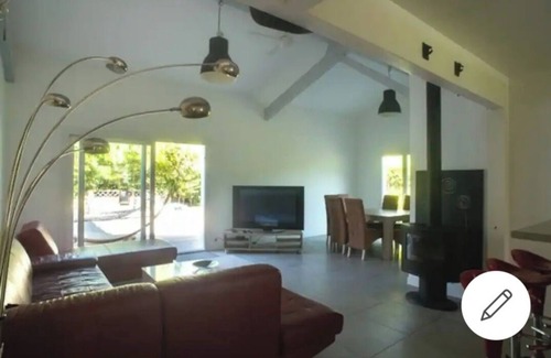 Tosse House | Family-Friendly Grande Maison à Tosse for Unforgettable Stays