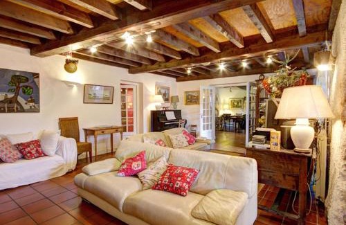 Saint-Alban-les-Eaux House | Tranquil Family Retreat with Garden and Games for All