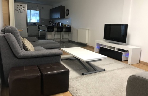 Drancy House | Elegant Grande Maison Near Stade de France and Metro Access