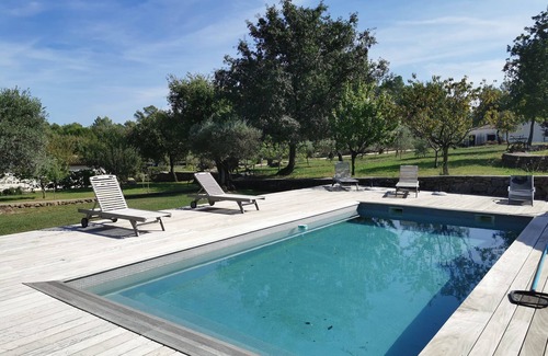 Tourves House | Nature-Inspired Grande Maison: Ideal for Animal Lovers