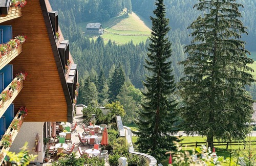 Sankt Oswald House | Indulge in Grande Suite at Hotel St. Oswald with Spa & Pool