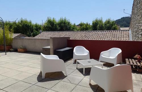 Vaison-la-Romaine Apartment | Scenic Terrace with Stunning Views of Ancient Ruins