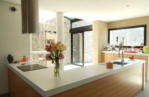 Saint-Gely-du-Fesc House | Relaxing Villa with Pool & Sauna near Montpellier