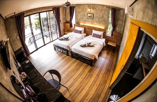 Khuekkhak Hotel | Experience Grandfather Khaolak Resort: Oceanfront and Hot Tub