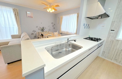 Onna House | Top-Rated Okinawa Villa with Kitchen & Breakfast Included