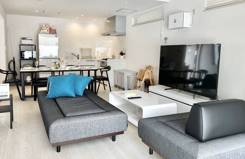 Onna House | Explore Okinawa Onna Village: Modern Comforts Await You