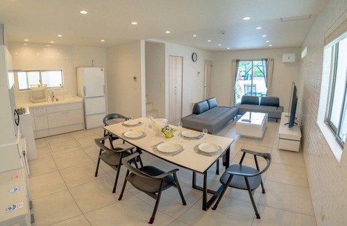 Onna House | New Grandioso Okinawa Pool Villa: Family-Friendly Retreat