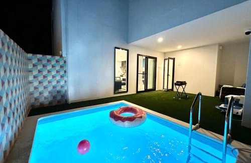 Onna House | Experience Grandioso Onna 7-D: Perfect for Families & Fun