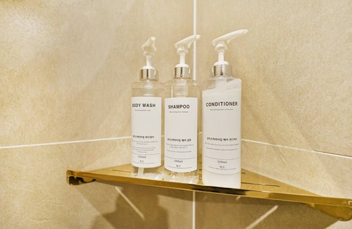 Buk-gu Hotel | Discover MU Hwamyeong: Family-Friendly with Kitchen Amenities