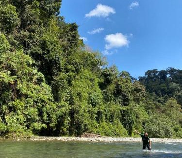 Bukit Lawang House | Explore Grandma Guest House with Jungle Trekking Adventures