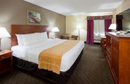 Waseca Hotel | Outstanding GrandStay Hotel & Suites in Waseca, MN