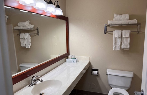 Waseca Hotel | Comfort at Grandstay Hotel and Suites with Family-Friendly Amenities