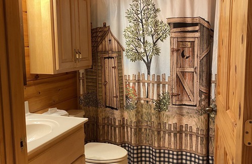 Spencer Cabin | Experience the Grandview Lodge with Ocean Views & Pool