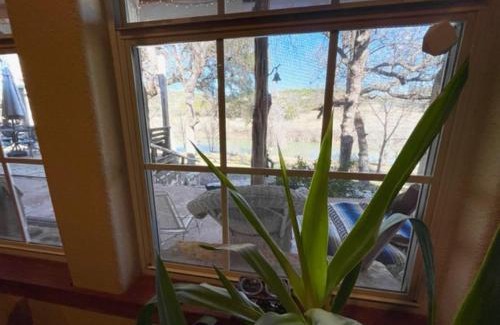Marble Falls House | Pet-Friendly Grandview House on Hamilton Creek Awaits You