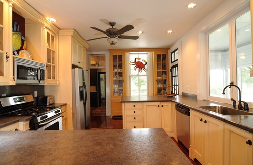 Bozman House | Discover Grandview - Main House with Ocean Views & Spa