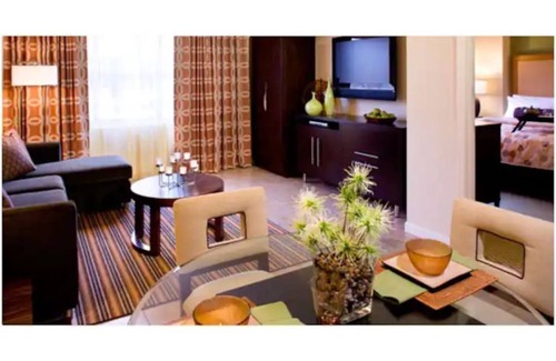 Enterprise Resort | Welcome to Grandview Resort: Relax by the Pool & Spa