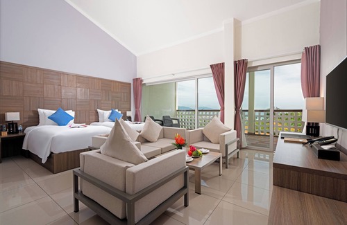 Dien Ban Resort | Beautiful Grandvrio Ocean Resort Danang with Pool & Spa