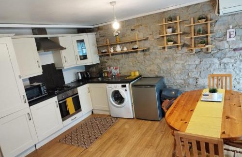 Kildare Apartment | Family-Friendly Grange Cottages with 8.4/10 Guest Rating