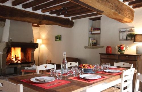 Cerise House | Delightful Gîte with Garden and Terrace near Alençon
