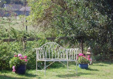 Euston Bed & Breakfast | Exceptional Grange Farm: Pet-Friendly Oceanfront Retreat