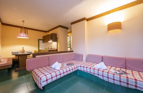 Grangesises Apartment | Pet-Friendly Getaway at Grange Hike & Ski in Sestriere