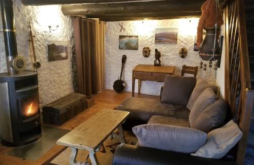Roquebilliere House | Pet-Friendly Grange La Capretta with Ocean Views & Pool
