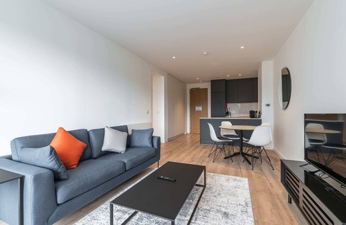 Stillorgan Apartment | Grange One: Family-Friendly Stay with Kitchen Amenities