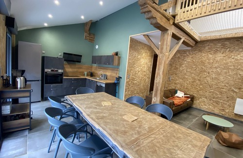 Giez House | Stylish Loft Near Lake Annecy with Mont-Blanc Views