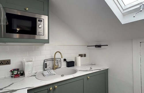 Newington House | Welcoming Clarin Guest House: Rated 9/10 with Breakfast & More