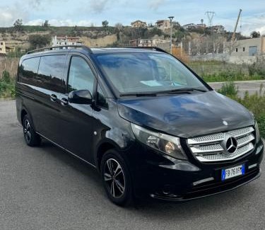 Quarto Boat Rental | Family-Friendly Granieri Transfer e Service for Memorable Stays