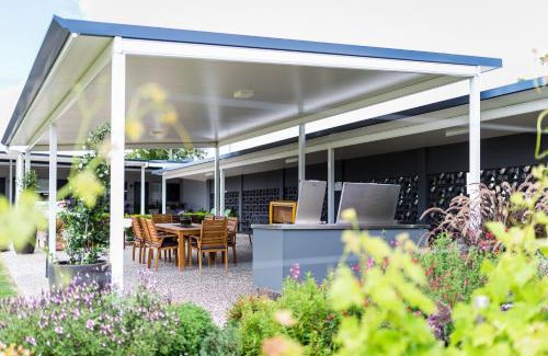 Stanthorpe Hotel | Granite Belt Motel: Family-Friendly with Great Amenities