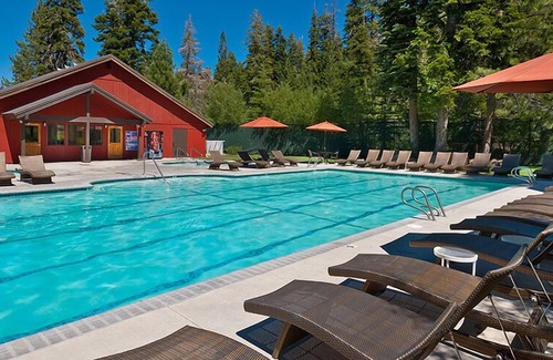 Tahoe Woods Condo | Granlibakken Get Away: Family-Friendly Retreat with Spa