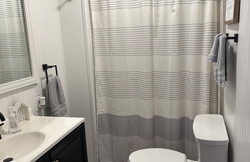Peace Valley Other | Guest Rated: Stay at Granny B's Cozy Home in Thomasville, MO