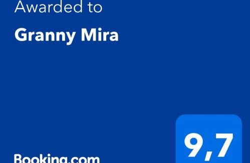 Omis Apartment | Oceanfront Escape at Granny Mira - Rated 9.9 by Guests