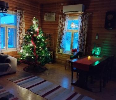 Ranua Apartment | Granny's House Kuusela: 4-Star Oceanfront Family Retreat