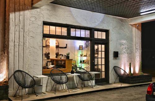 Camp Wood Hotel | Discover The Cowboy Motel: Family & Pet-Friendly Retreat