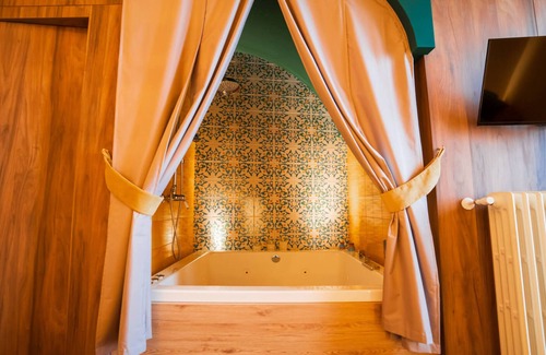 Gravina in Puglia Bed & Breakfast | Guest Favorite: Grantò B&B with Spa & Breakfast Included