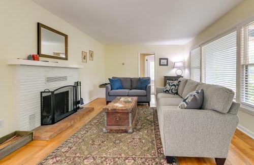 Grants Pass House | Relaxing Grants Pass Getaway with Pet-Friendly Amenities