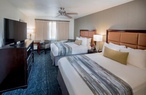 Williams Hotel | Discover Granzella's Inn: Oceanfront Retreat with Pool Access