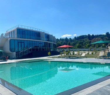 Carrazeda de Ansiaes Hotel | Relax at Grapple Hotel & Spa: Oceanfront Retreat Awaits