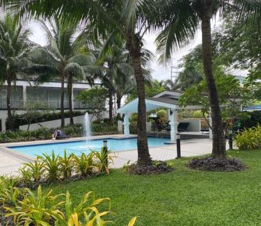 Bagong Pag-asa Apartment | Family-Friendly Stay at Grass Residence Tower2 29th