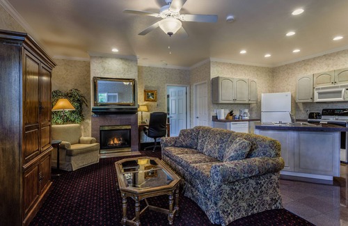 Grass Valley Hotel | Unforgettable Stays at Grass Valley Courtyard Suites