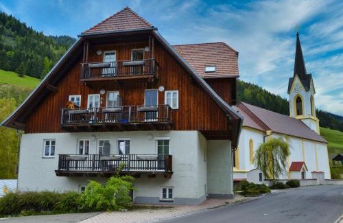 Styria Region Apartment | Pet-Friendly Grassegger Appartementhaus with Great Reviews