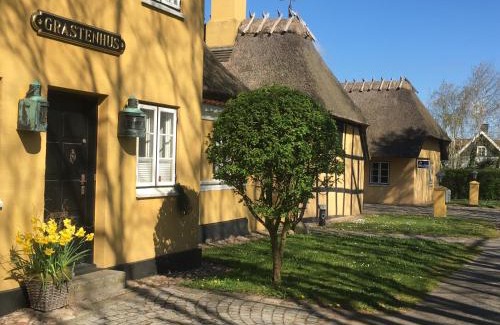 Svendborg House | Grastenhus Guesthouse: 4-Star Gem with Private Beach Access