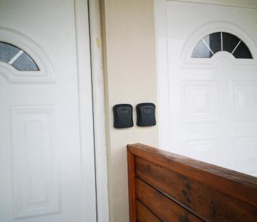Agios Vasileios Apartment | Guest Rated: Gratelia Studio Damnoni - Pet & Child Friendly