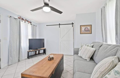 Burtchville House | Comfortable 2-Bedroom Retreat, Just 15 Min from Lex!