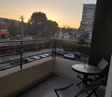 Vina del Mar Apartment | New Oceanfront Retreat: Guest Rated 9.8 with Pool & Breakfast